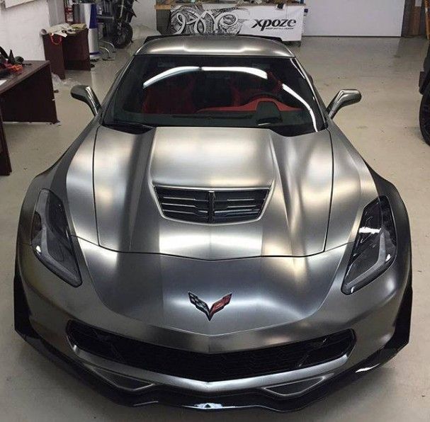 Zmiana Koloru folią wylewaną/winy – precyzyjny car wrapping