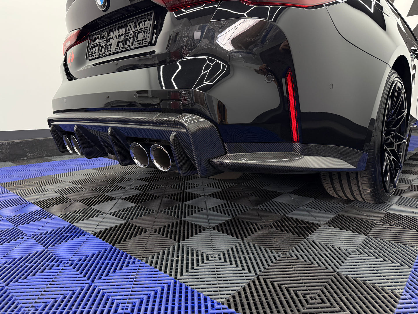 Bmw M4 G82 G83 spoiler nakładka zderzak tył karbon