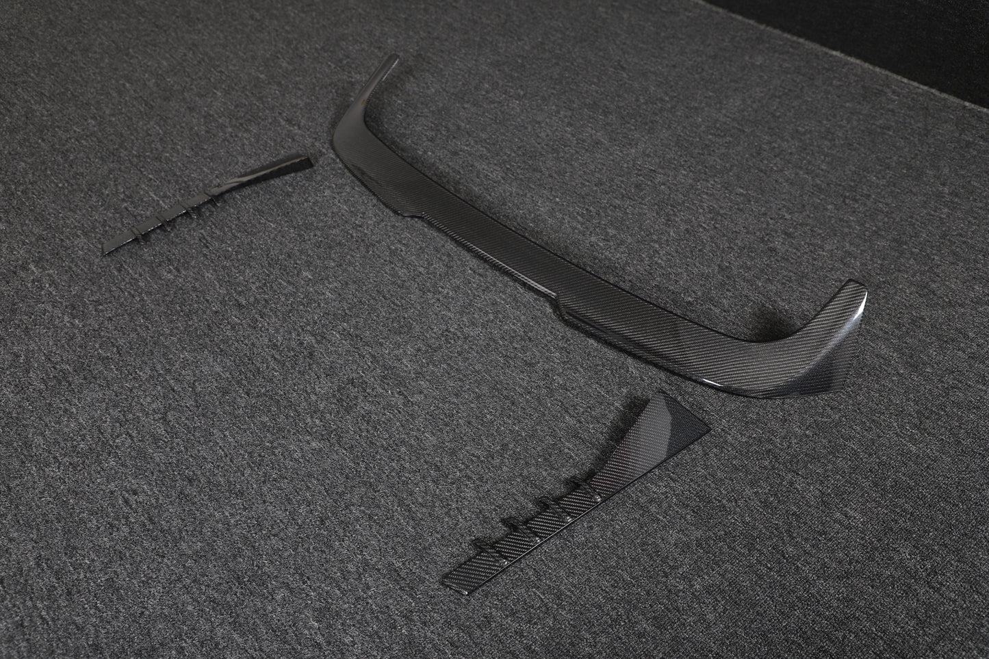 Bmw M3 G81 spoiler lotka nakładka karbon