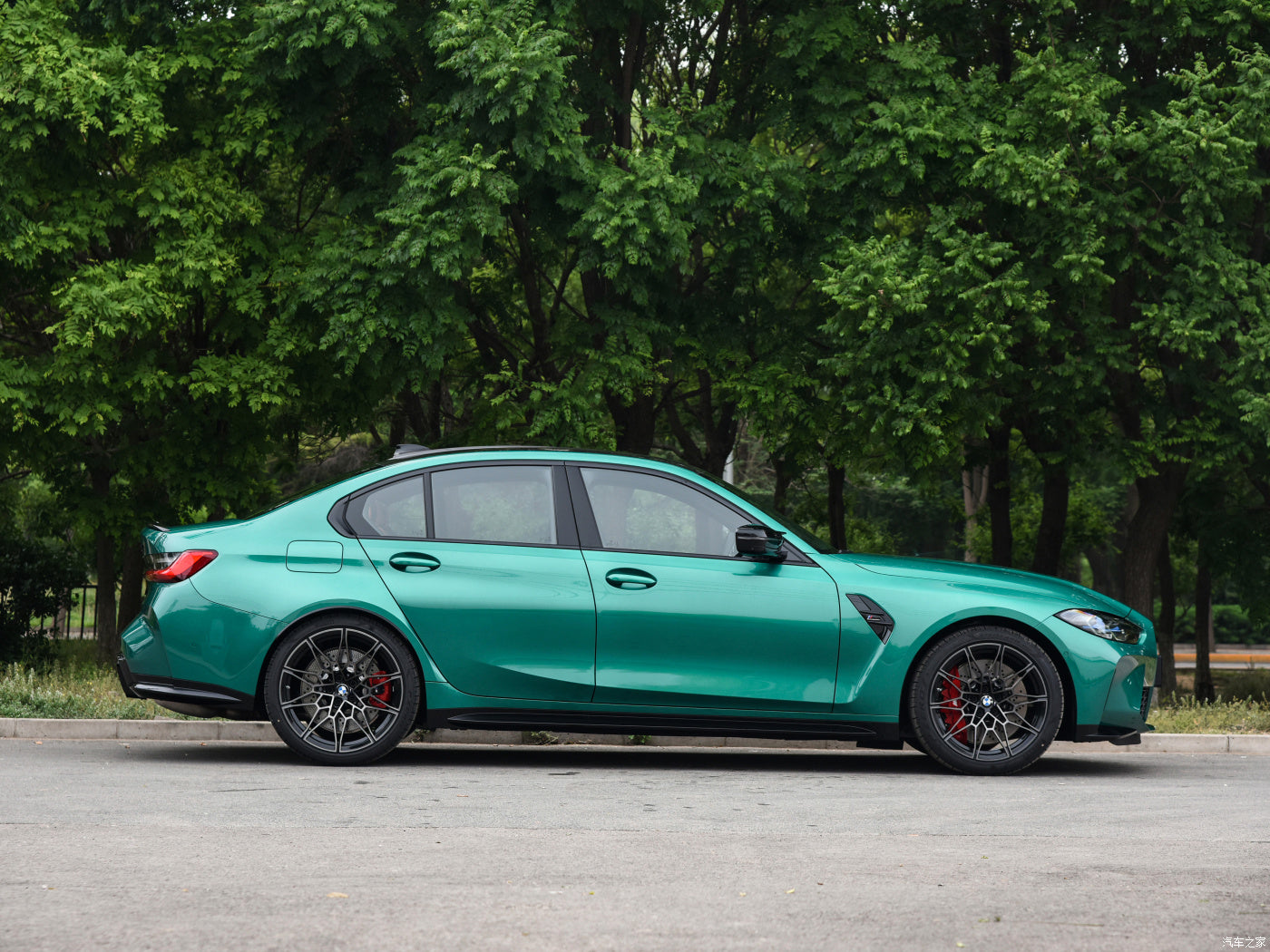 Bmw M3 G80 G81 G83 listwa progowa nakładka lewa prawa karbon