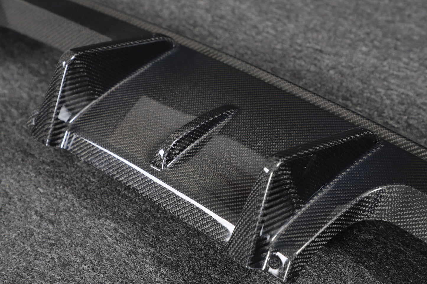 Bmw M4 G80 G81 spoiler dokładka nakładka zderzak tył karbon