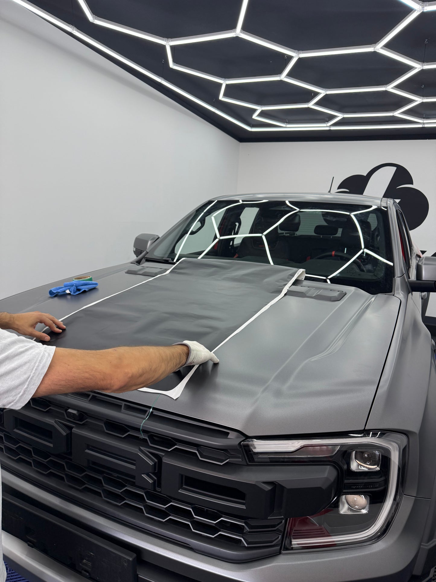 Ford Raptor – zmiana koloru i nowy, agresywny design