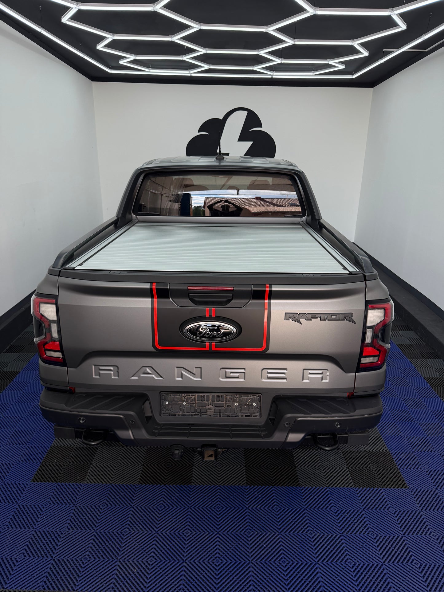 Ford Raptor – zmiana koloru i nowy, agresywny design