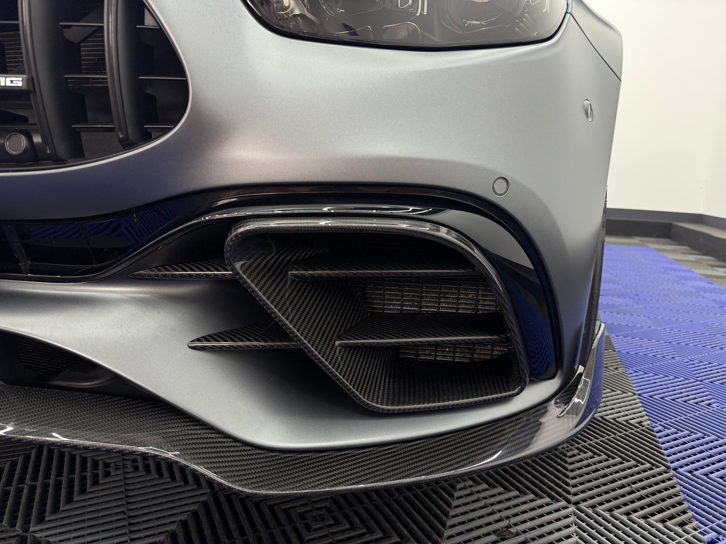 E klassa 63 amg Carbon Set