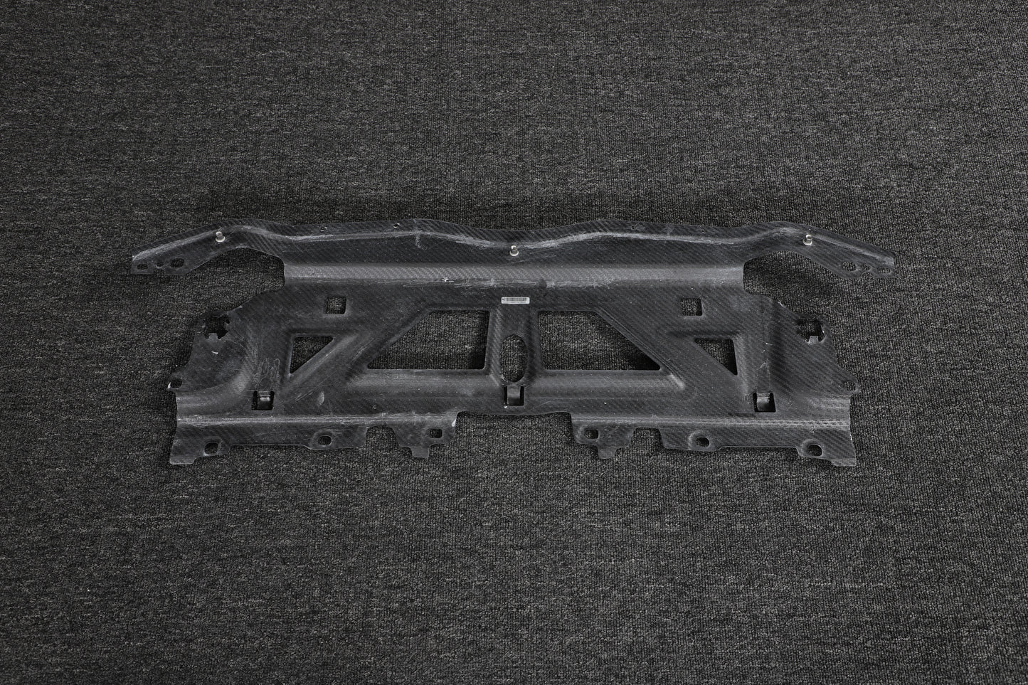 Bmw M2 G87 osłona pasa przedniego karbon