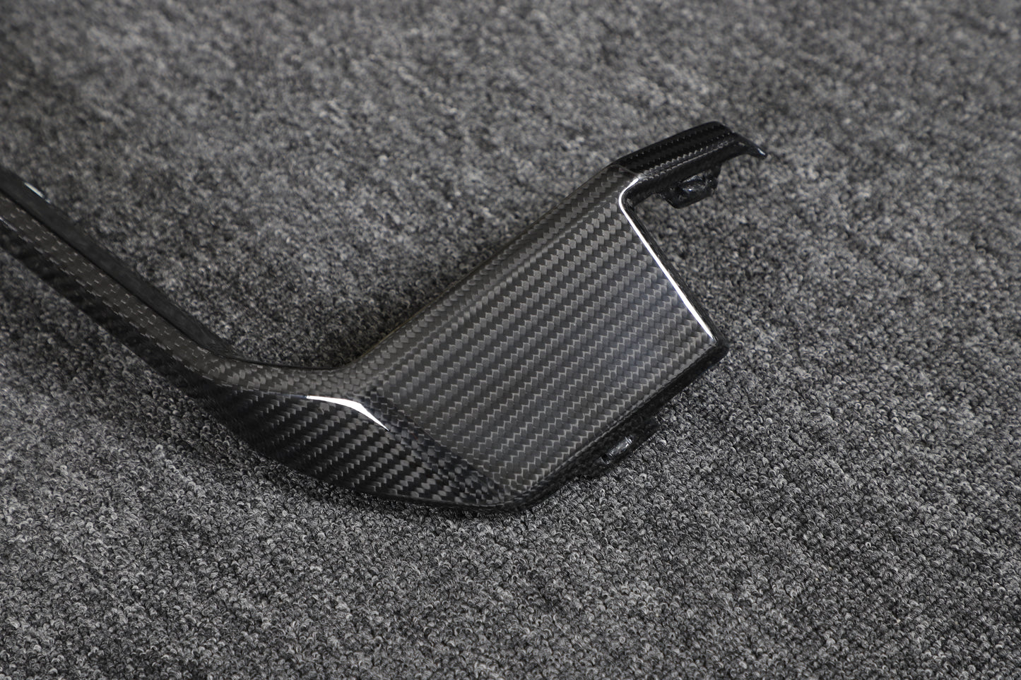 Bmw M3 G80 M4 G82 G81 G83 nakładka listwa zderzaka tylnego górna karbon