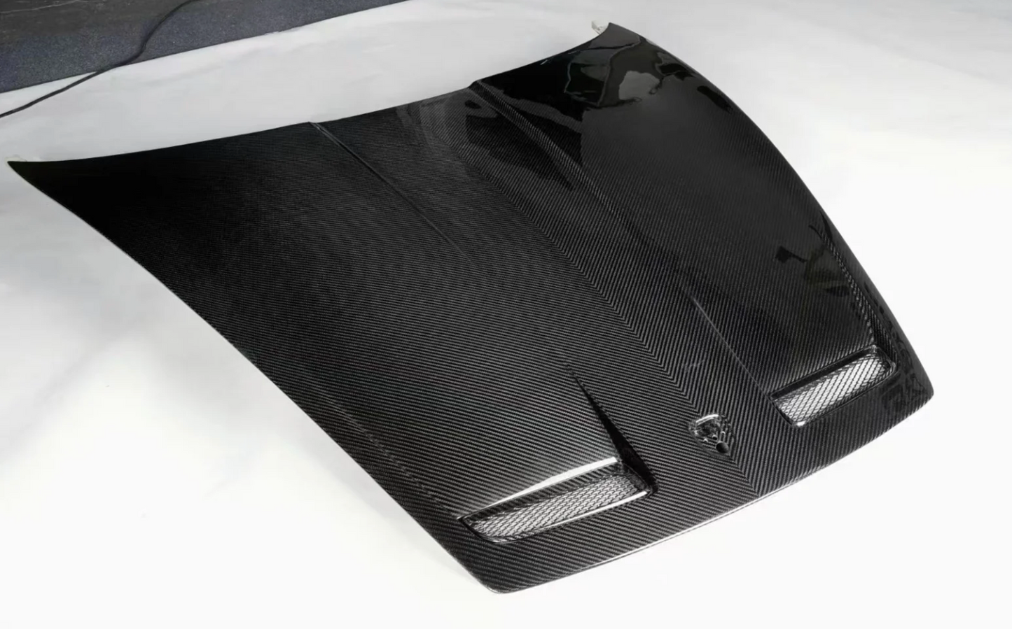 Porsche 911 992 GT3 MASKA POKRYWA SILNIKA CARBON